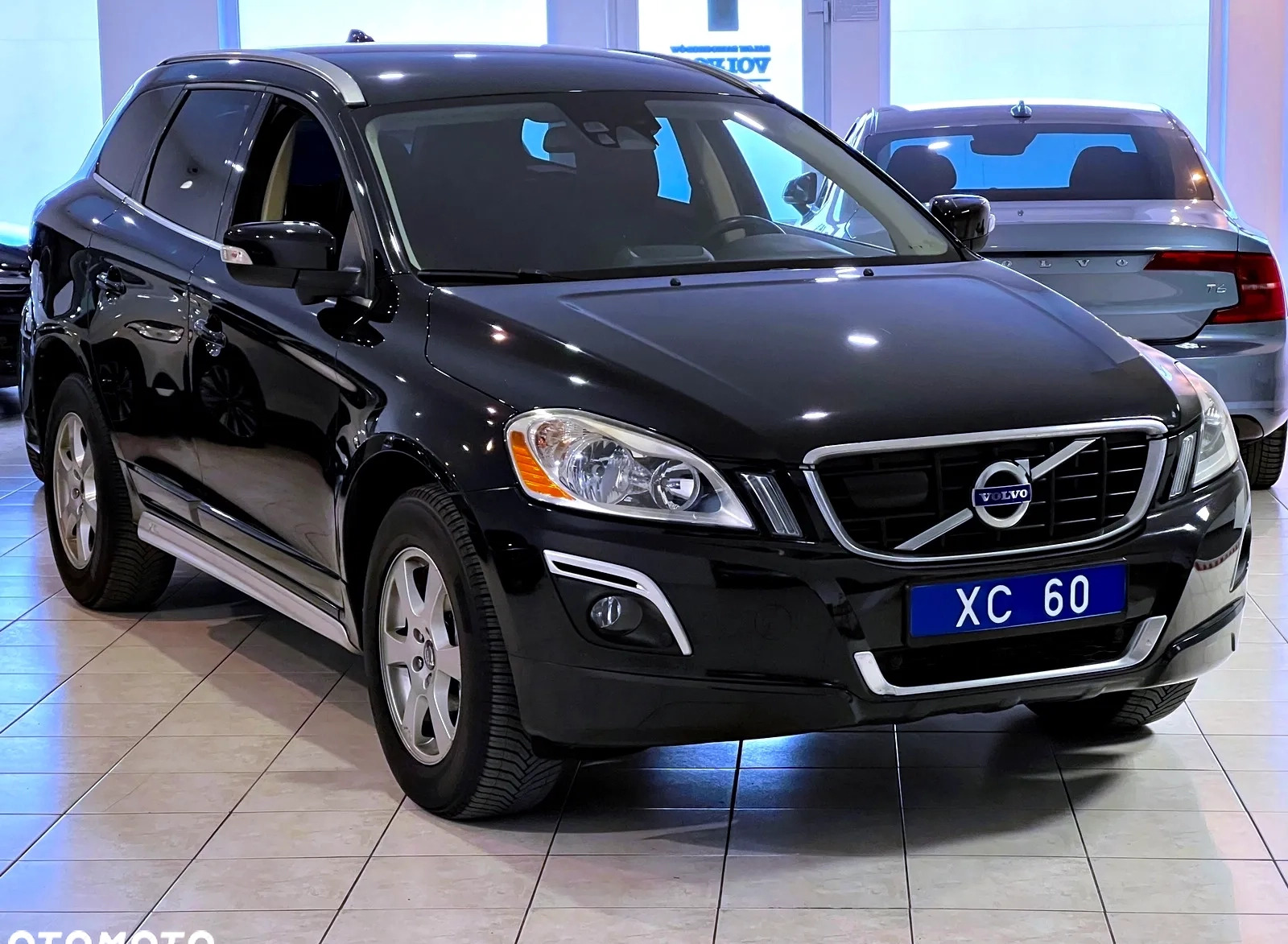 Volvo XC 60 cena 79900 przebieg: 182000, rok produkcji 2013 z Pułtusk małe 232